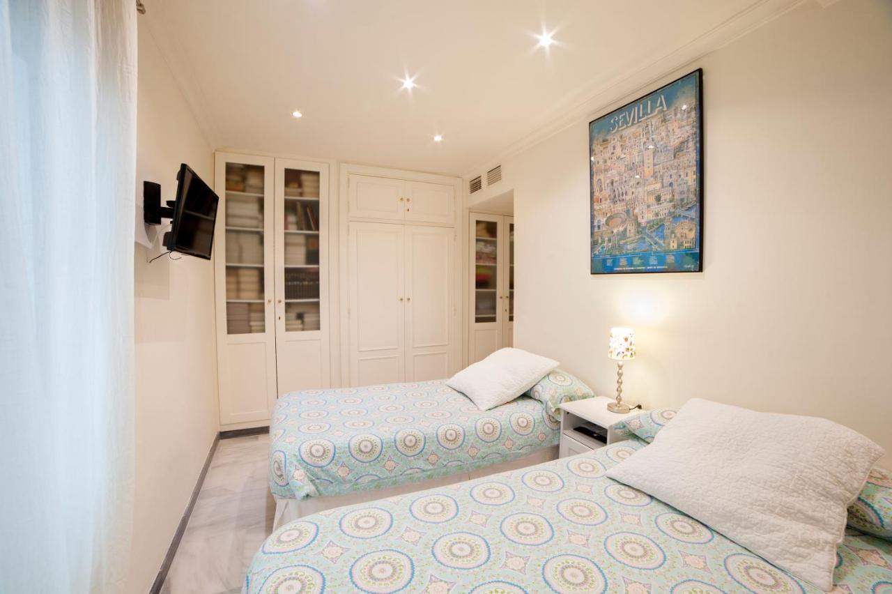 Appartement Atanasio Barron à Séville Extérieur photo